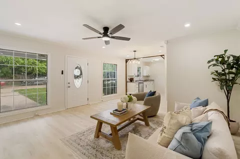 4121 Alamo Ave, Fort Worth, TX 76107
