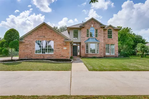 331 Lakeside Dr, Shady Shores, TX 76208