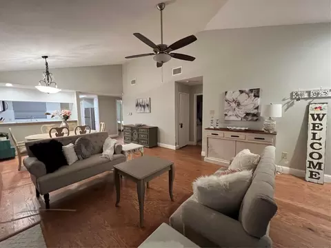 5819 Timbercrest Dr, Arlington, TX 76017