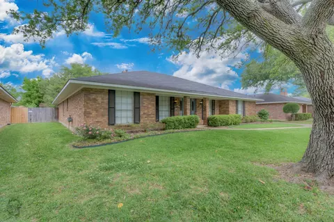 516 Turtle Creek Dr, Shreveport, LA 71115