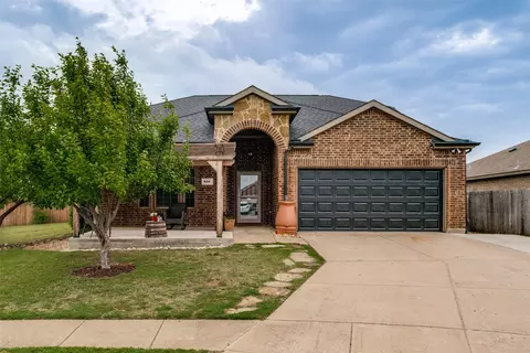 612 W Grove Cir, Anna, TX 75409