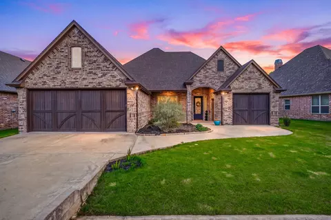 5711 Pebble Beach Dr, Granbury, TX 76049