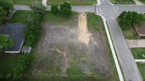 611 W Ash St, Celina, TX 75009