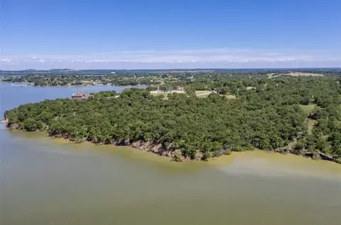 29 Cimmarron Bay Dr, Runaway Bay, TX 76426
