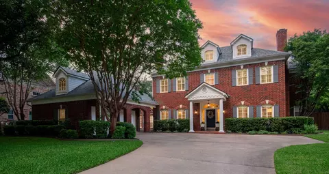 1313 Pecos Dr, Southlake, TX 76092