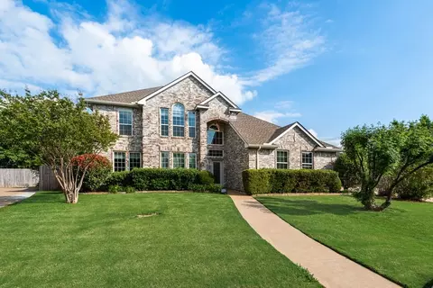 2400 Summer Glen Ct, Arlington, TX 76001