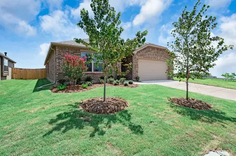 3808 Arrowchop Dr, Caddo Mills, TX 75135