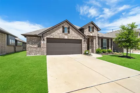 343 Winterwood Dr, Lavon, TX 75166