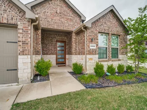 2008 Chisos Ct, Princeton, TX 75407