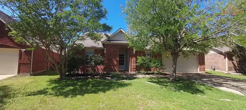 1011 Bainbridge Ln, Forney, TX 75126