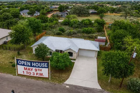 128 W Persimmon Dr, Granite Shoals, TX 78654