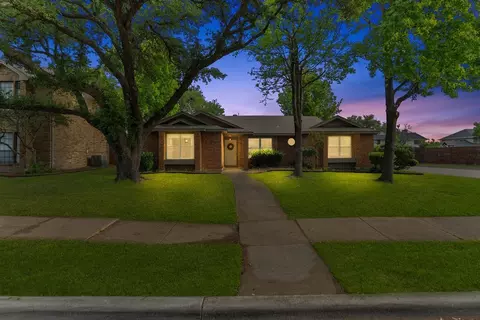 7809 Cornell Dr, Rowlett, TX 75088