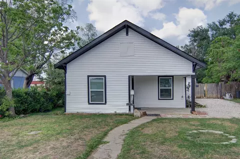 402 W Trammell Ave, Everman, TX 76140