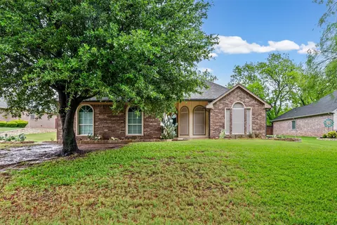 9417 Ravenswood Rd, Granbury, TX 76049