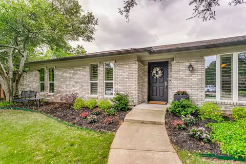 2516 Fairview Dr, Plano, TX 75075