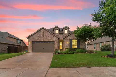 346 Windsor St, Waxahachie, TX 75165