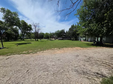 138 County Road 4876, Newark, TX 76071