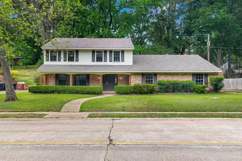 8406 Creswell Rd, Shreveport, LA 71106