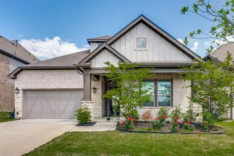 2703 Trinity Ridge St, Mansfield, TX 76063