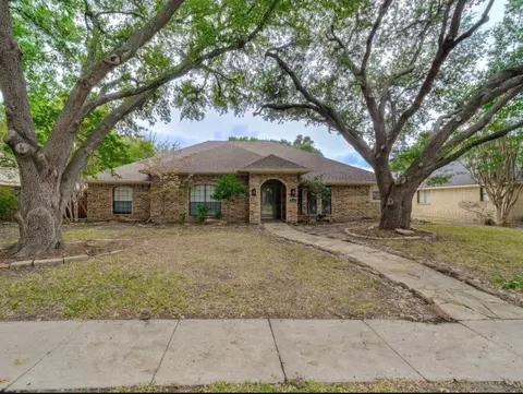 3924 Mesa Dr, Plano, TX 75074
