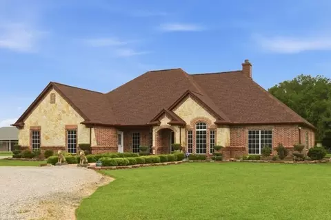 25452 Williams Dr, Justin, TX 76247