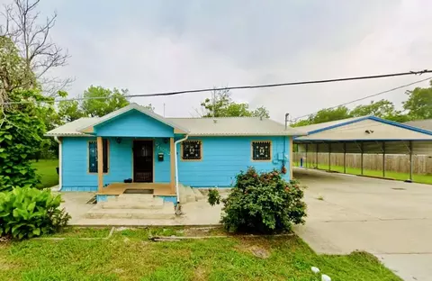 4409 Pickett St, Greenville, TX 75401