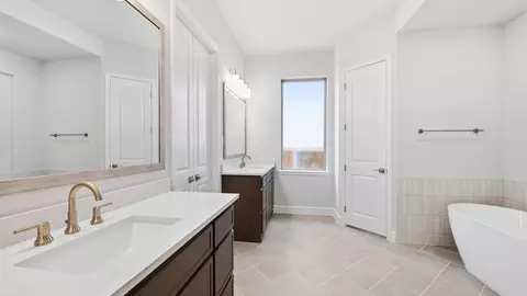 Bath - 2704 Delta Downs Way, Celina, TX 75009 photo 1 of 2