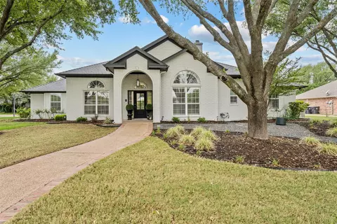 1001 Prairie Ln, Mcgregor, TX 76657