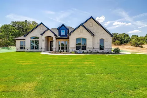 1007 Meadow Wood Ter, Azle, TX 76020