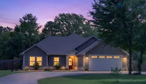 6371 Mill Run Rd, Athens, TX 75751