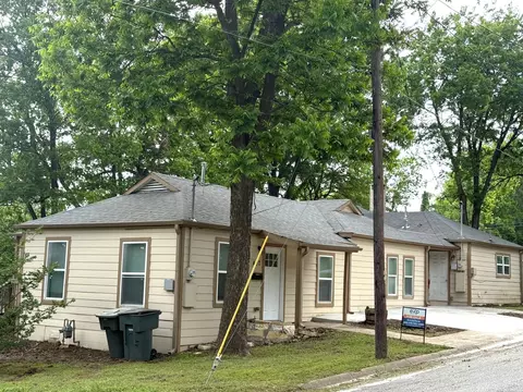 833 W Pecan St, Sherman, TX 75092