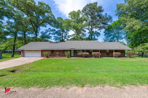 219 Covington Dr, Benton, LA 71006