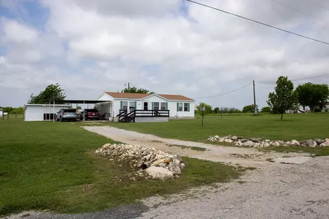 226 Happy Trail Ct, Rhome, TX 76078