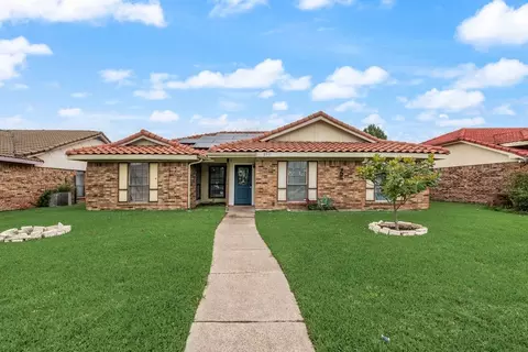 2711 Eagle Pass, Mesquite, TX 75150