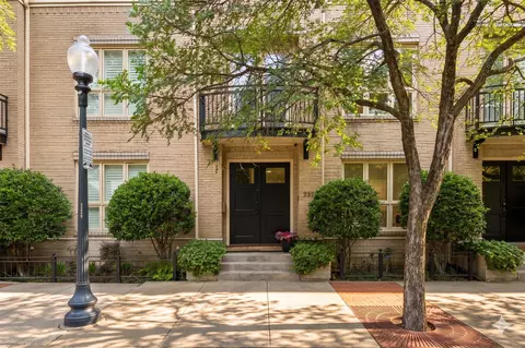2323 Allen St, Dallas, TX 75204