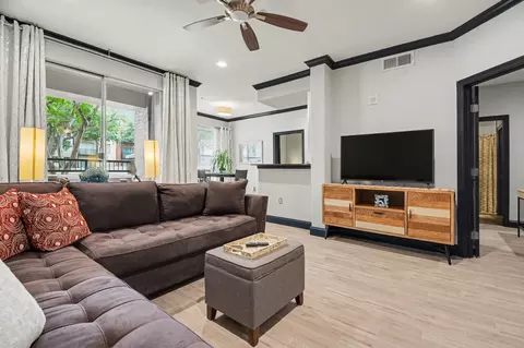 330 Las Colinas Blvd #118, Irving, TX 75039