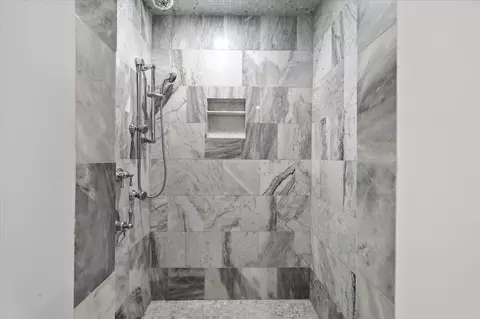 Bath - 726 Griffith Ave, Terrell, TX 75160 photo 6 of 6