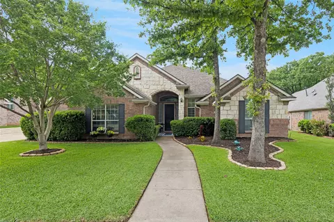 1573 Flying Jib Dr, Azle, TX 76020