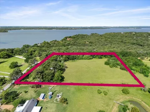 800 Fox Hollow Ln, Oak Point, TX 75068