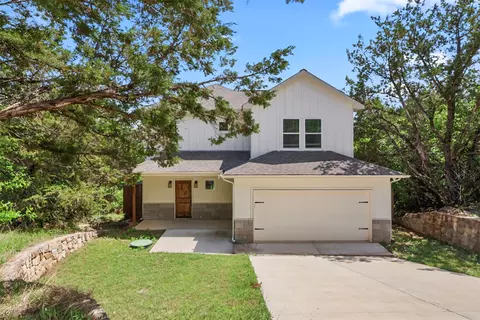 2625 Austin Dr, Granbury, TX 76048