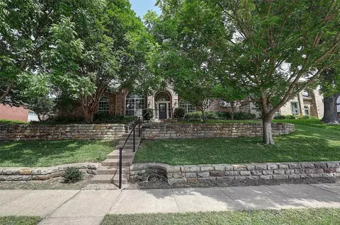 6608 Barclay Ln, Garland, TX 75044