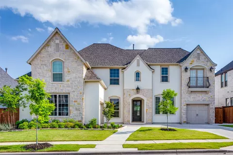 13221 Meadow Cross Dr, Fort Worth, TX 76008
