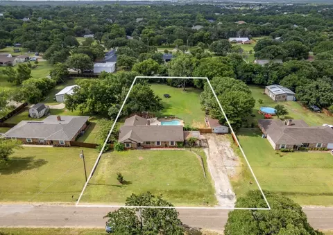 122 Valley Vista Dr, Burleson, TX 76028