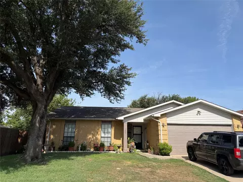 7205 Wayfarer Trl, Fort Worth, TX 76137