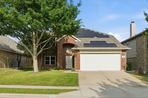10020 Chrysalis Dr, Fort Worth, TX 76131