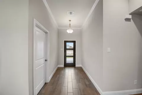 Entry Way - 18310 Chippewa Ct, Terrell, TX 75160 photo 1 of 4