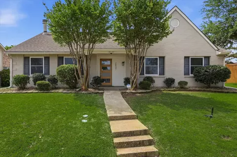 2837 Dickens Ln, Flower Mound, TX 75028