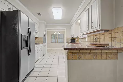 Kitchen - 2104 Wainwright Ct, Longview, TX 75605 photo 2 of 3