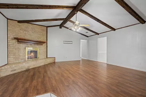 Living - 2104 Wainwright Ct, Longview, TX 75605 photo 2 of 3