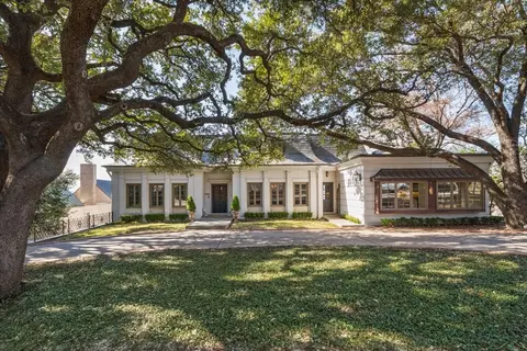212 Hazelwood Dr, Fort Worth, TX 76107